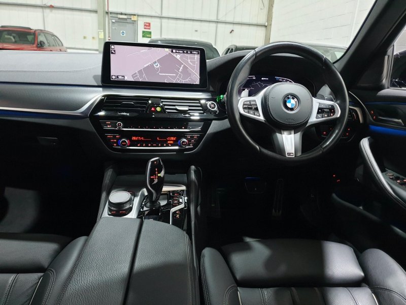 BMW 5 SERIES