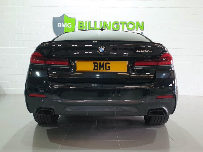 BMW 5 SERIES