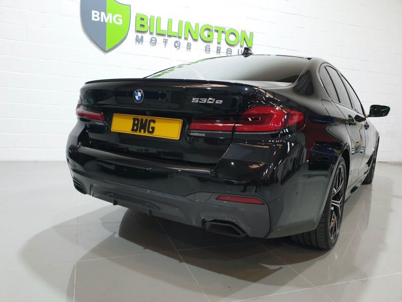 BMW 5 SERIES
