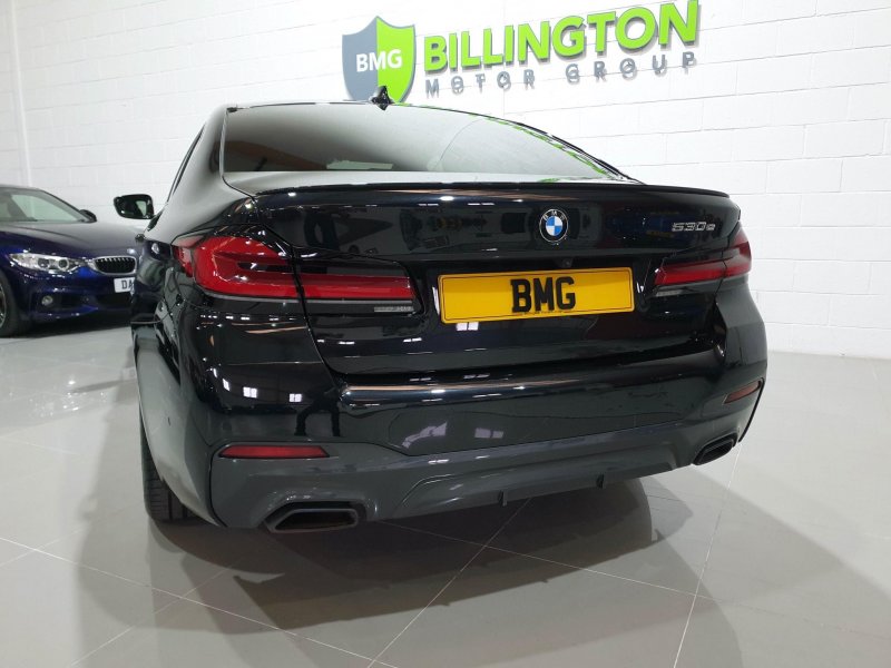BMW 5 SERIES