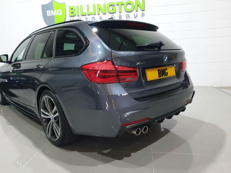 BMW 3 SERIES