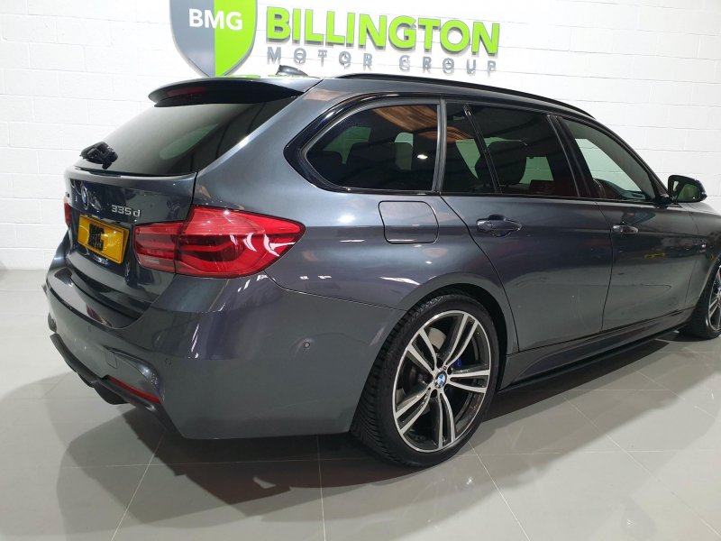 BMW 3 SERIES