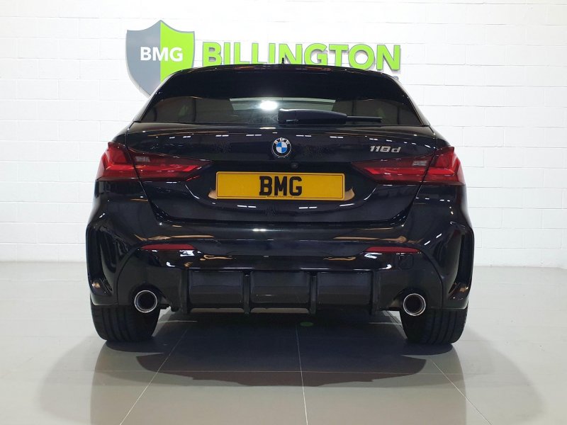 BMW 1 SERIES