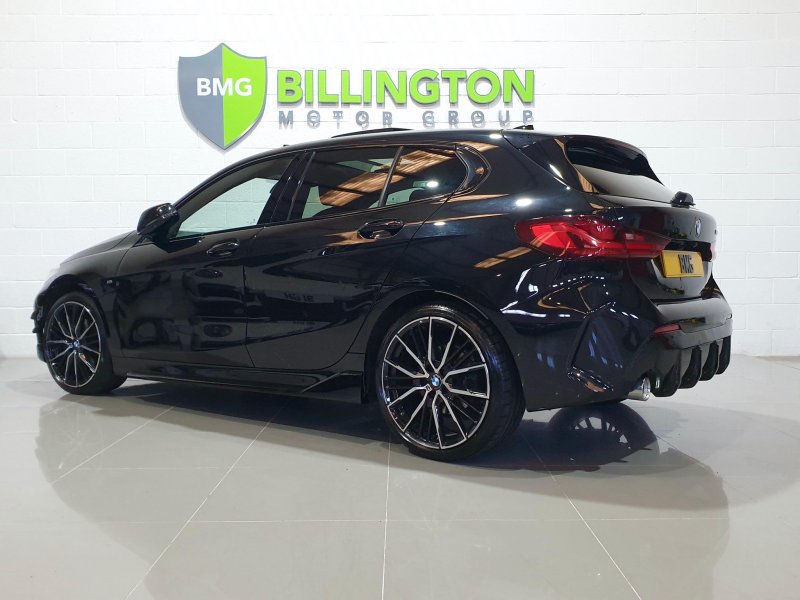 BMW 1 SERIES
