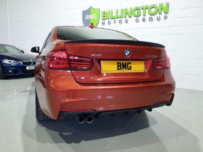 BMW 3 SERIES