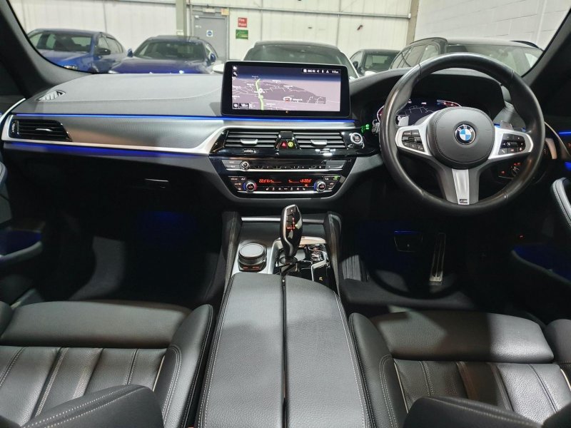 BMW 5 SERIES