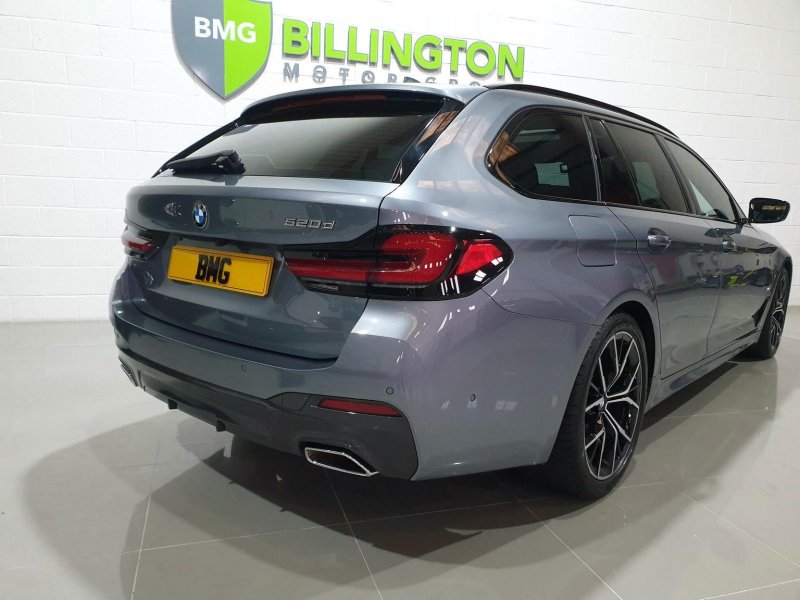 BMW 5 SERIES
