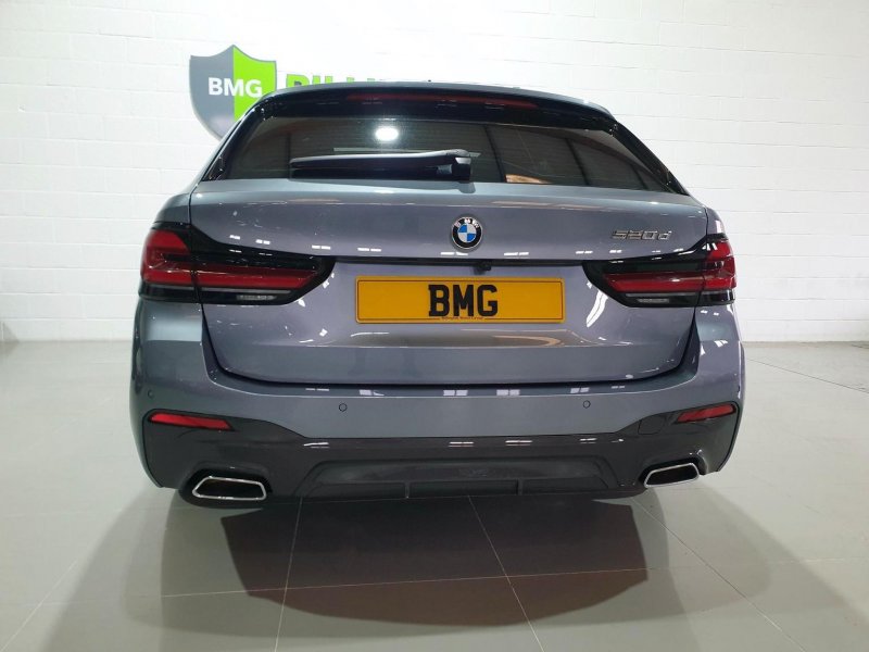 BMW 5 SERIES