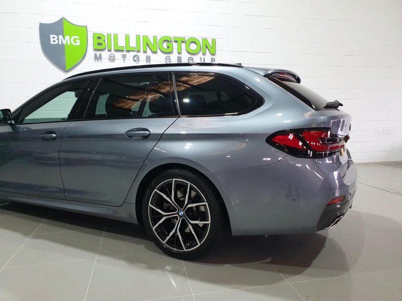 BMW 5 SERIES