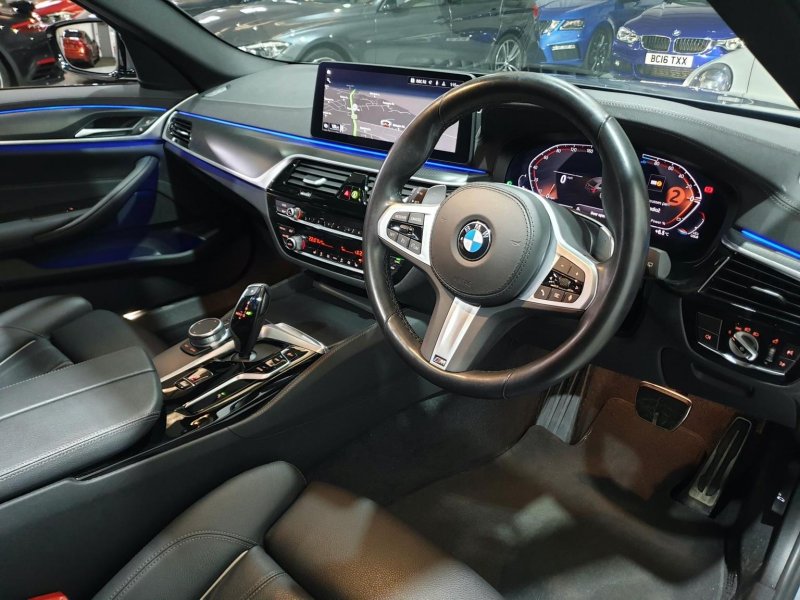 BMW 5 SERIES