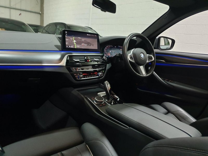 BMW 5 SERIES