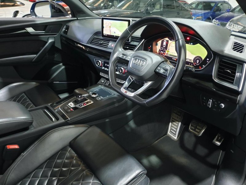 AUDI SQ5