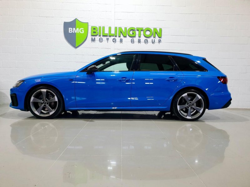 AUDI A4 AVANT
