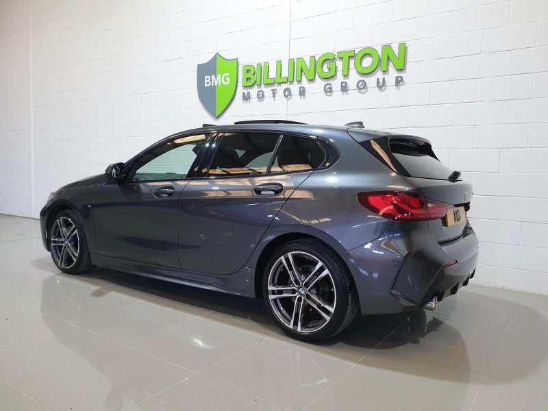 BMW 1 SERIES