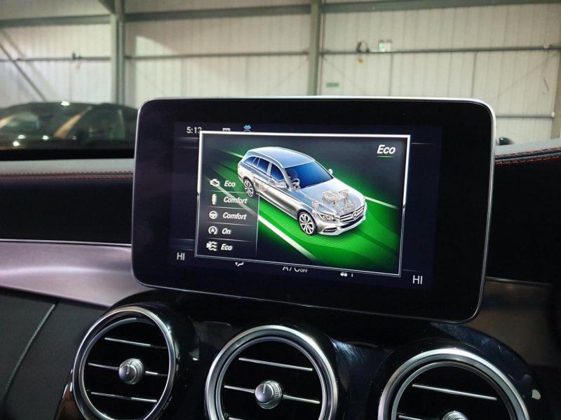 MERCEDES-BENZ C CLASS
