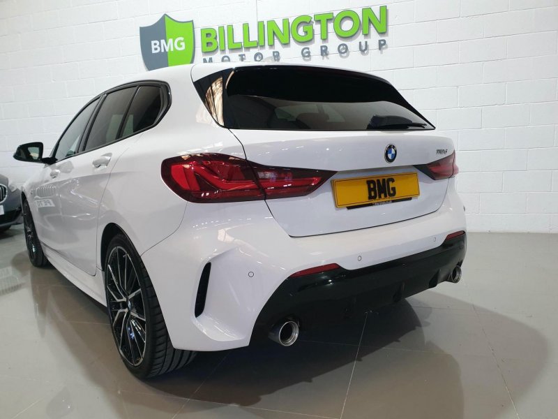 BMW 1 SERIES