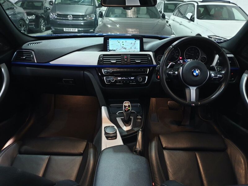 BMW 3 SERIES