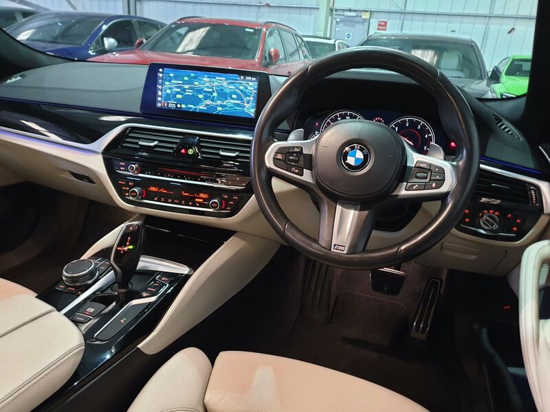 BMW 5 SERIES