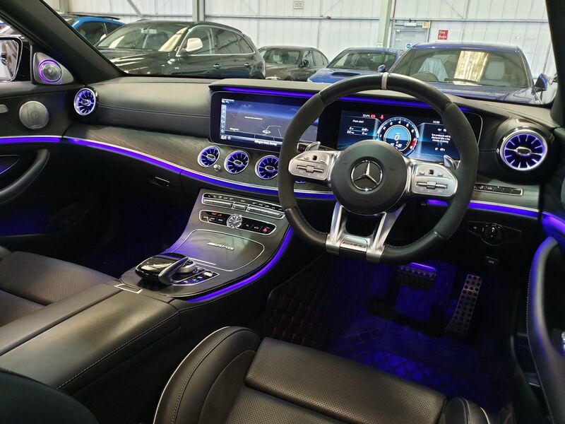 MERCEDES-BENZ E CLASS